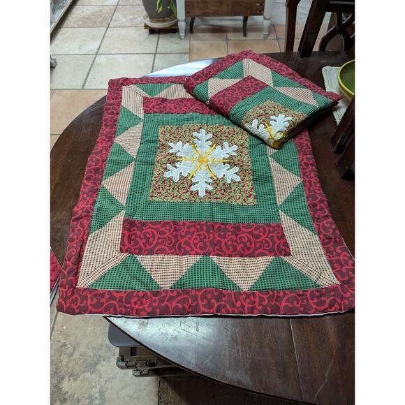 Handstitched QUILT Christmas Holiday comforter set Queen/ Full pillow SHAMS - Picture 2 of 14